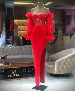 Vestido preto pequeno vestidos de cocktail de noite brilhante 2022 vermelho brilhantemente fora do ombro manga comprida sexy alta fenda sereia vestido de baile