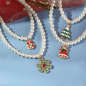 Fashion Christmas Necklace Pendant Pearl Chain Tree Snowman Bell Snowflake Enamel Alloy Cartoon Women Necklaces Chokers Dress Accessories For Girls Gift