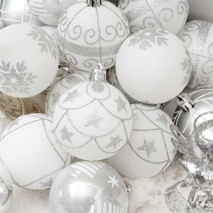 24 sztuk / zestaw boxed Boże Narodzenie Ball Drzewo Wiszące Wisiorek Dekoracji 6 cm White Gold Xmased Ornament Balls for Home Party 211021