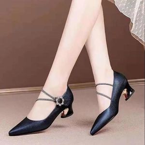 Kleid Schuhe Frauen Mode Hohe Qualität Marineblau Pu-leder Schnalle Quadratische Ferse Dame Weinrot Frühling Heels Zapatos Dama F9197