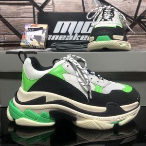 Najwyższej jakości Triple-S Fashion Paris Buty 17fw Triple S Treakers For Men Koman Black Red White Zielony Zielony Casual Tennis Zwiększenie buta