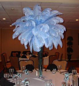 Piume di piume di struzzo bianche da 24-26 pollici (60-65 cm) per centrotavola di nozze, decorazioni per eventi, feste di nozze, decorazioni festive