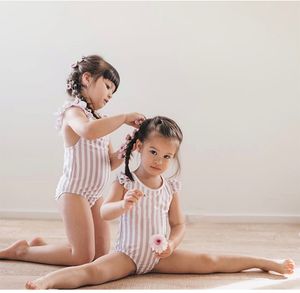 Little Princess Girl's One-peça Natação Terno das Mulheres Coreano Bebê Bebê Swimsuit