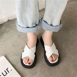 COOTELILI Women Summer Slippers 3cm Heel Fashion Flats Shoes Non-slip Black White Basic Flat Slip on 210928 GAI GAI GAI