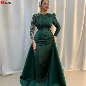 2022 Jägergrüne muslimische Abendkleider mit abnehmbarer Schleppe Real Picture Langarm Aso Ebi Afrikanische Perlenfleck-Kaftan-Abschlussballkleider WJY591