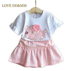 Amor DDMM Girls Define Roupas Infantil Cartoon Letras Peixes De Mangas Curtas T-shirts + Ternos de Shorts da manta para menina 210715