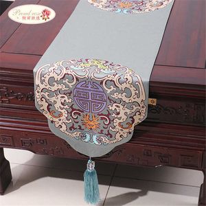 誇り高いバラの中国の最高のグレードのテーブルランナーはカスタマイズされ得るサイズのヨーロッパのスタイルのテーブルクロスダストクロスモダンな家の装飾