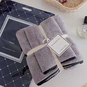 Stylish Letter Printed Bath Towel Soft Thick High Quality Couple Designer Jacquard Washcloth For Sports Swimming Beach Gift 2 Piece Set
