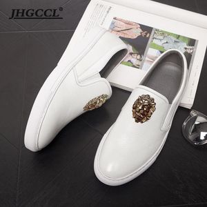 2021 Män Flat Shoes Luxury Designer Sneakers Läder Fritid Loafers Utrikeshandel A16