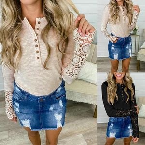 T-shirt das mulheres Chegando Solid-Color v Neck Cut-Out Button Lace Top Sexy Senhoras Roupas Femininas Inverno 2021