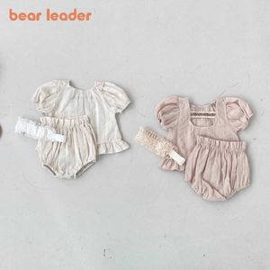 Bear Leader Toddler Baby Summer Solid Clothes Sets Fashion Kids Girls Casual Ruffles Top Shorts Outfits 2Pcs Infant Clothing 210708
