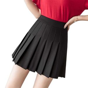 Kobiety plisowane spódnica Cute Słodka Dziewczyna Jednolite Spódnica Czarny Biały Wysoki Talia Dance Spódnica Moda Kobiet Plised Mini Spódnice 210708