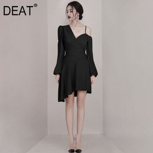 Women Black Patchwork Folds Strapless Sling Dress asymmetrical Neck Long Sleeve Slim Fit Fashion Tide Summer 7E0162 210421