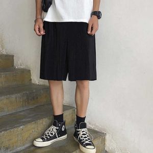 Cor sólida gelo shorts de seda masculina moda coreana solta casual shorts plissados ​​homens homens de larga perna em linha reta calças de cinco pontos homens x0705