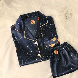 Piżama Zestawy Mężczyźni Turn-Down Collar Jedwab Krótki Rękaw Elastyczny Talia Solidna Button Plama Moda Sleepwear Mężczyzna Casual Loose Simple 211110