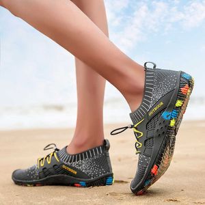 Plus Size Upstream Buty Mesh Tkaniny Oddychające Odkryty Pływanie Boso Buty Beach Water Aqua Shoes Sneakers Men Y0714