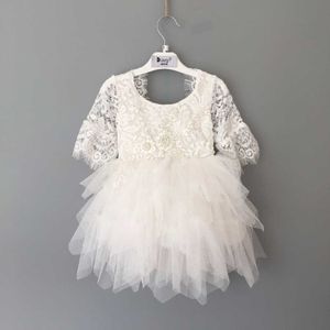 Barnbroderi Lace Tutu Dress for Girls Bell Sleeve Cake Wedding Vestido Kläder 210529