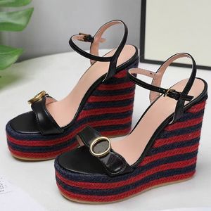 Articoli de Luxe, stile SANDALE POURM FEMMES, TALON FIN SANDALS CHAUSSURES SEMPELLES, PIEDS NUS, CUIR V￩Rible Women's Sandals size35-41