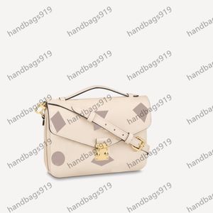 Çanta Tasarımcı Çantası M44876 M44875 Kadın Omuz Çantaları Moda Çanta Messenger Cüzdan Metis Zarif Crossbody Alışveriş Tote Çapraz Vücut M41487 Çanta M41487