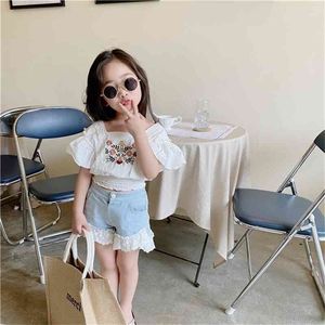 Summer Arrival Girls Fashion Korean Design Embroidery T Shirt Kids Cotton Tops 210528