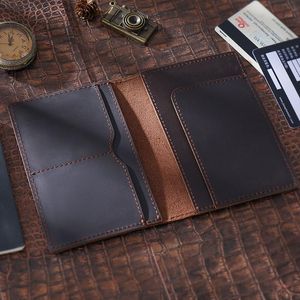 Card Holders Vintage Genuine Leather Passport Case Men Travel Wallet Document Organizer Package Handmade Cow Covers For