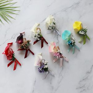 Wedding Callalily comune spilla fiori decorativi artificiali corpetto sposa e sposo fiore all'occhiello