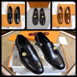 A1 Yeni Marka Lüks Erkekler Resmi Ayakkabı Sivri Burun Patent Deri Oxford Ayakkabı Tasarımcı Erkekler Için Elbise Ayakkabı Iş Artı Boyutu 45 33