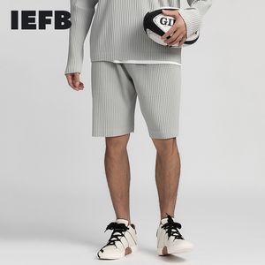 IEFB / Mäns Slitage Japan Stil Sträcktyg Tunn Lös Casual Knee Längd Byxor Pläterad Elastisk Midja Shorts Man 9Y3051 210714