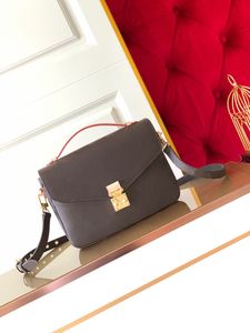 2023 Kvinnor handv￤skor Luxurys Lady Shoulder Bags Quality Leather Messenger Bag Classic Flowers Crossbody Pures Plains Plaid Totes M40780