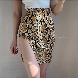 Primavera moda sexy alta cintura cintura cópia lateral split crowdsourced hip saia mulheres leopard bud saias coreanos fy9z 210603