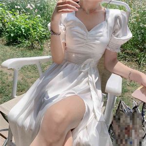 エレガントな夏のサテンドレス女性パフスリーブホワイトストラップVネックパーティーロングメスローブ210514