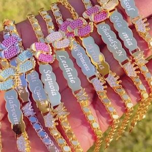 Duoying Personalizado Bebê Pegada Pulseira Personalizado Crown Crown Plate Bracelets gravado Bonito Nome Bar com Birthstone