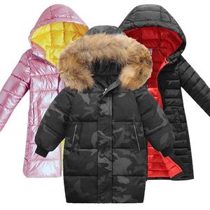 Зимняя мода дети девушки куртка глянцевые дети плюс густой бархат большая девственница длинное теплое пальто для холода 211203
