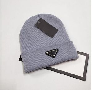 2021 Yeni Kış Beanie Erkek Kadın Eğlence Örme Beanies Parka Kafa Kapak Şapka Açık Severler Moda Örgü Kap