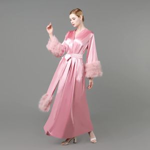 2021 Aftonklänningar Gravida Kvinnor Foto Robes Kvinnors Robe Fur Pyjamas Badrock Pajama Fjäder Bridal Badrockar med Bälte