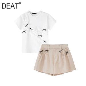 [DEAT] Sommar Fashion Round Neck Short Sleeve Bow Folds T-shirt Solid Färg Shorts Kvinnor Tvådelad kostym 13c709 210527