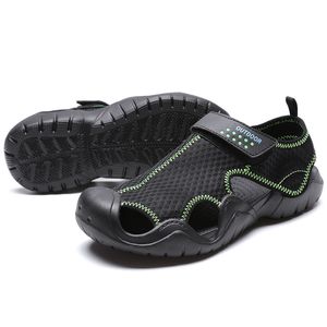 Profissional Sandy Beach Sapatos Chegada Sandálias Esportivas Mens Flip Flops Respirável e Leve Slippers Bottom