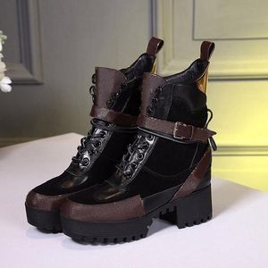 Flamingo Women Designer Brand Boots Motocycle Beaties Platform Womens Winter Boot Love Arrow Real Flamingos Chunky Shuny VRTSHWERFSAG