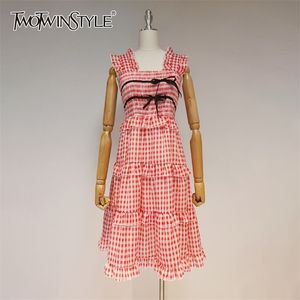 赤い格子縞のパッチワークRufple Bowknotドレスのための女性正方形の襟のノートハイウエストミディドレス女性210520