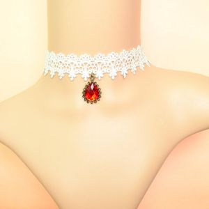 Sexig charm vit spetsblomma chokers halsband krage för kvinnor mode smycken gotisk punk kort klavikel tatuering halsband