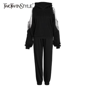 Twotwinstyle Hollow Out Casual Set för Kvinnor Hooded Collar Sweatshirt High Waisted Black Pants Kvinna kostym Fashion 210517