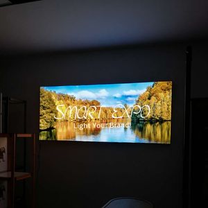 Wandmontierter Stoff-Leuchtkasten, 85 x 200 cm, Werbedisplay mit hintergrundbeleuchteten Paneelen, bedruckter Grafik