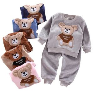 Bambini Moda Copre Gli Insiemi Del Bambino Della Ragazza del Ragazzo Autunno Inverno Pigiama di Flanella Bambino T Shirt Pant 2 pz/set Casual Homewear 211224