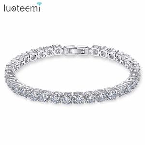 Luoteemi Classic 5mm Round AAA Rensa kubik Zirconia Tennis Armband för kvinnor Mode Vit Guldfärg Bangle Armband Smycken Q0719