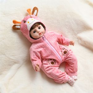 Lifelike 48 CM Full Silicone Soft Body Girl Boy Reborn Baby Doll Toy Like Alive 19 Inch Princess Birthday Gift Fashion Present