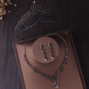 Küpe Kolye Barok Vintage Altın Siyah Kristal Gelin Dubai Takı Setleri Rhinestone Crown Tiaras African Boncuklar Seti