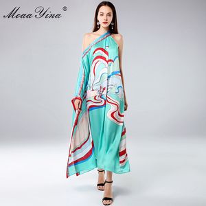 Moda Designer Runway Sukienka Wiosna Letnia Damska One-Ramię Batwing Rękawów Streszczenie Drukowanie Luźne Suknie Plażowe 210524