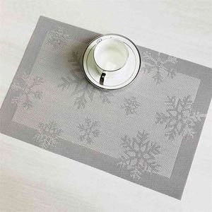 4pcs/lot Christmas Snowflake Placemats Waterproof Non-slip Anti-scald Table Mat Simple European Style Placemat 210423