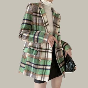 ヴィンテージの女性の格子縞のウールのブレザーコートファッションレディース秋の二重抽選ソフトジャケットの女性シックな暖かいアウターウェア210515