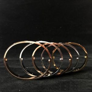 Aço inoxidável 316L Carti Pulseira Bangles Canal Luxo Designer Jóias Parafusos Para Homens E Mulheres Casal Presente Com Quatro Pedras J296T